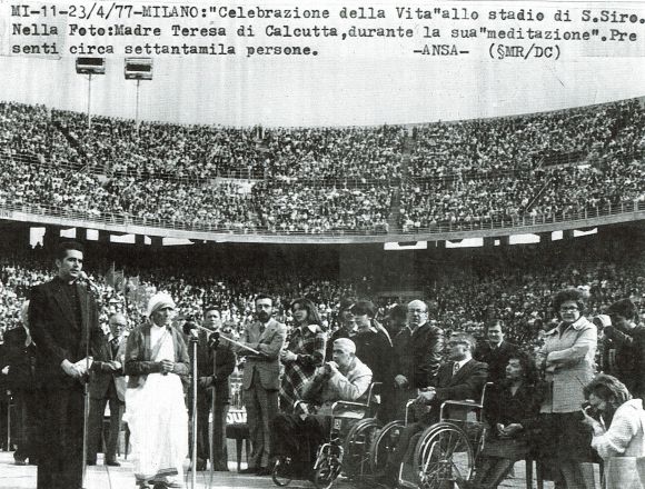 Giornata per la vita a S. Siro con Madre Teresa [23-04-1976]